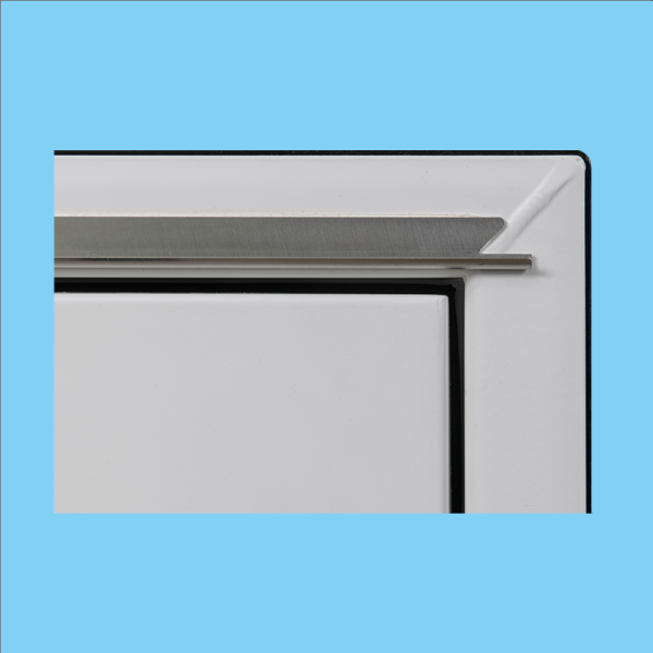 Storage hatch - Image 5